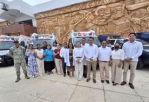 Fortalecen al DIF de Álamo con tres ambulancias nuevas