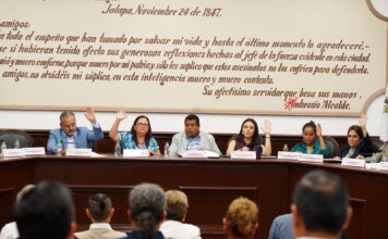 Con propuestas de mejora a servicios públicos para personas adultas mayores, se realizó Cabildo en Sesión Abierta